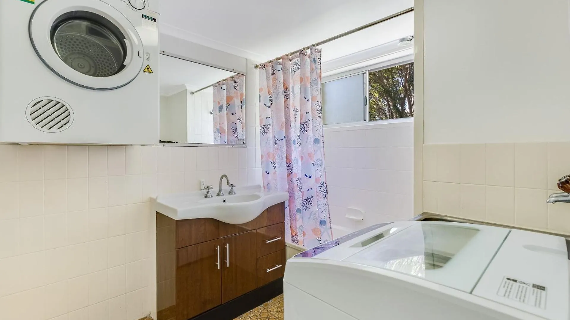 Skyline Unit 12 Apartment Gold Coast Australia